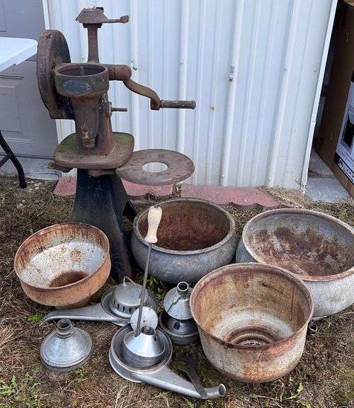 McCormickDeering Antique Cast Iron Cream Separator Sherwood Auctions