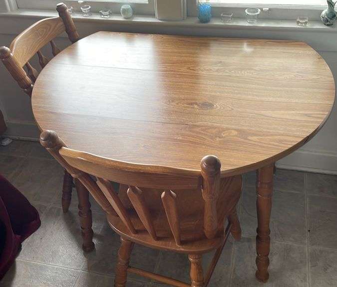 Drop Leaf Round Wooden Table w/ Extra Leaf + 2 Chairs Sherwood Auctions