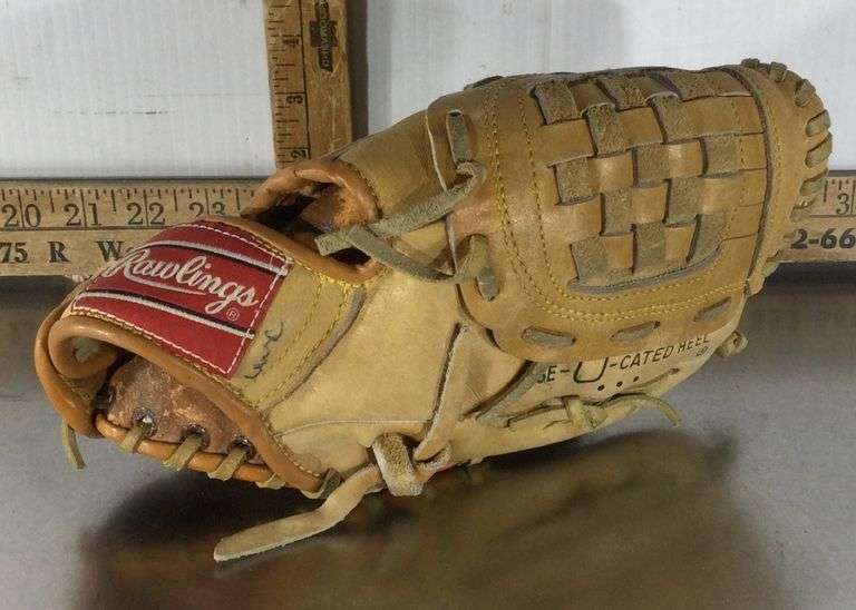 Rawlings Baseball Glove Sherwood Auctions