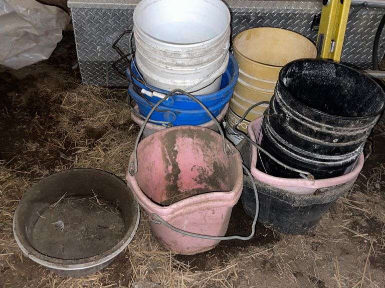 Feed Buckets & Pails Sherwood Auctions
