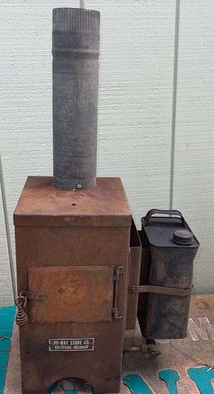 Cast Iron Stove (14” tall u0026 7” square) by Nu-Wave Stove Co. Wolverine,  Michigan - Sherwood Auctions