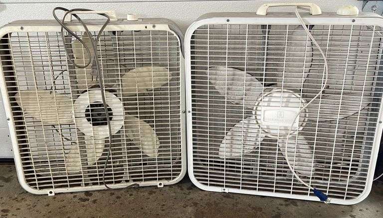Essential Home & Lakewood Box Fans- Both Have Power - Sherwood Auctions
