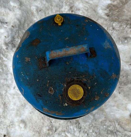 Kerosene Can Sherwood Auctions