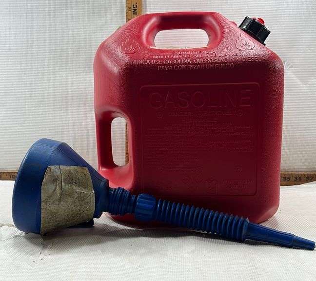 5 Gal Gas Can & Funnel Sherwood Auctions