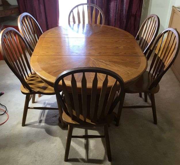 Oak Dinning Table and 6 Chairs Sherwood Auctions