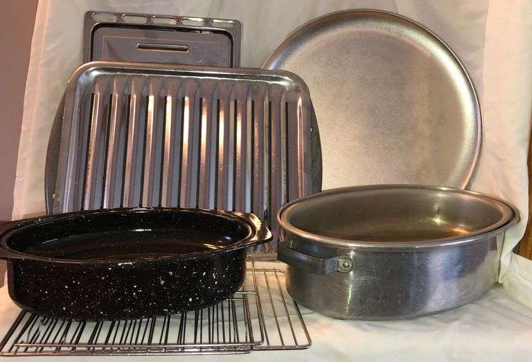 Enamel Speckleware Roaster, Aluminum Roaster, Broiling Pans and Racks