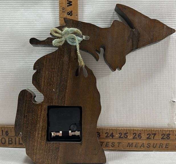 Michigan Mitten Shaped Clock Sherwood Auctions