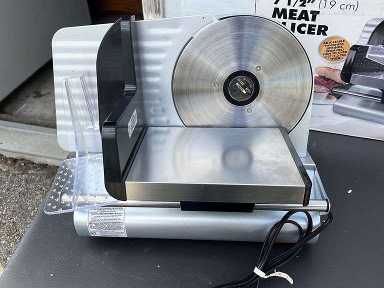 7.5” Meat Slicer Sherwood Auctions