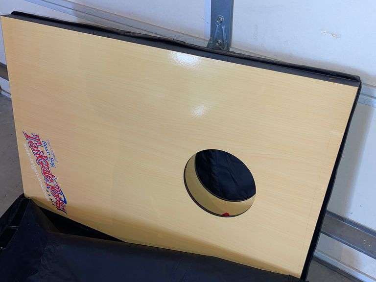 The Original Bean Bag Tailgate Toss Game in Carry Case Sherwood Auctions