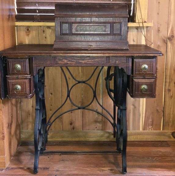 Antique Sewing Machine w/ Paragon Sewing Machine Sherwood