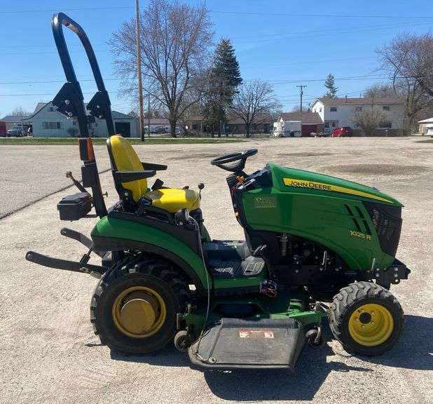 John Deere 1025R Utility Tractor 4x4 Sherwood Auctions