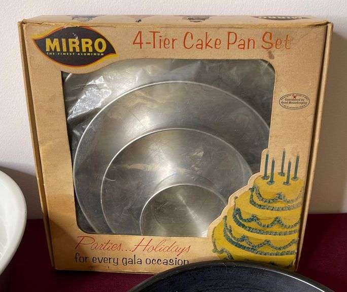 Mirro 4Tier Cake Pan Set in Original Box, Baking Pans, Rolling Pin