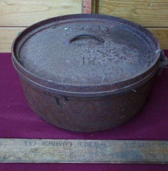 Lodge Cast Iron 12 Dutch Oven Sherwood Auctions