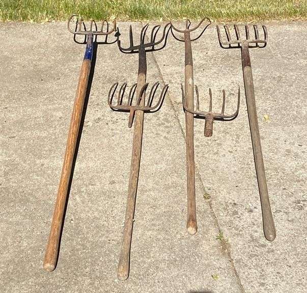 Pitchforks Sherwood Auctions