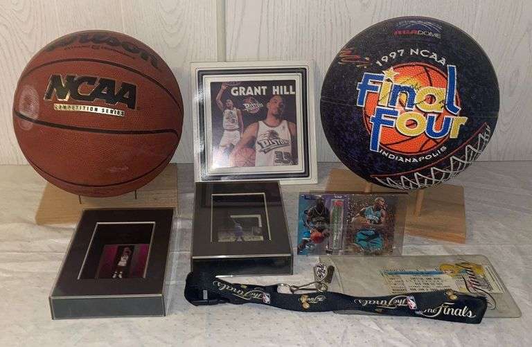 Final Four 1997 Autographed Basketball, Final Four Lanyard, Basketball