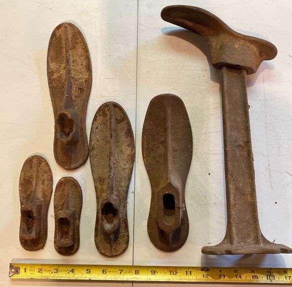 Vintage Shoe Making Tools - Sherwood Auctions
