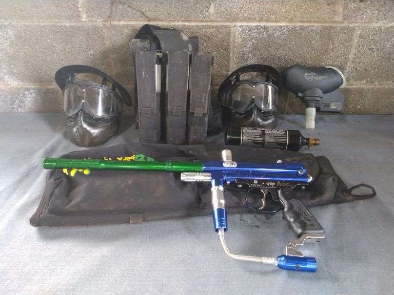 Spyder TLX Paintball Gun, Java Face Masks, Automatic Hopper + CO2 Tanks Sherwood Auctions