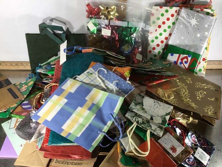 Christmas Gift Bags and Bows Sherwood Auctions