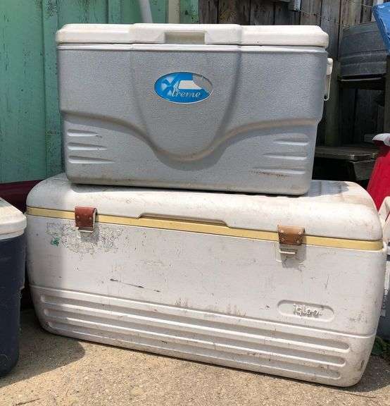 Coleman and Igloo Chest Coolers Sherwood Auctions