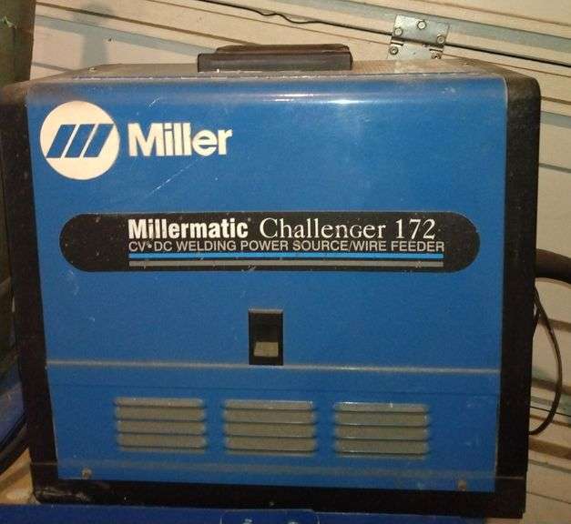 Miller Millermatic Challenger 172 230V Wire Welder (15" H, 10" L, 17" D