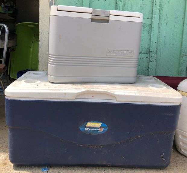 Coleman and Igloo Chest Coolers Sherwood Auctions
