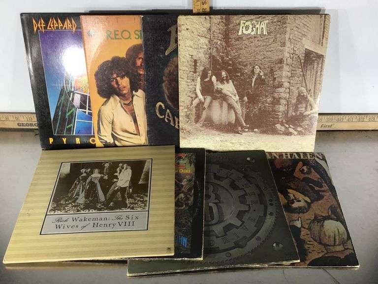 Vintage 33 RPM Vinyl Record Albums Sherwood Auctions