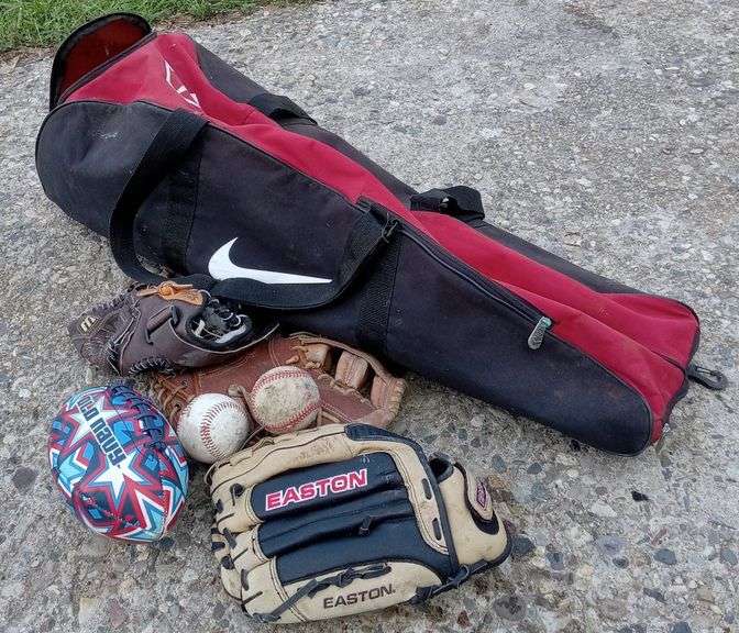 Nike Baseball Bag, Baseball Gloves and More Sherwood Auctions