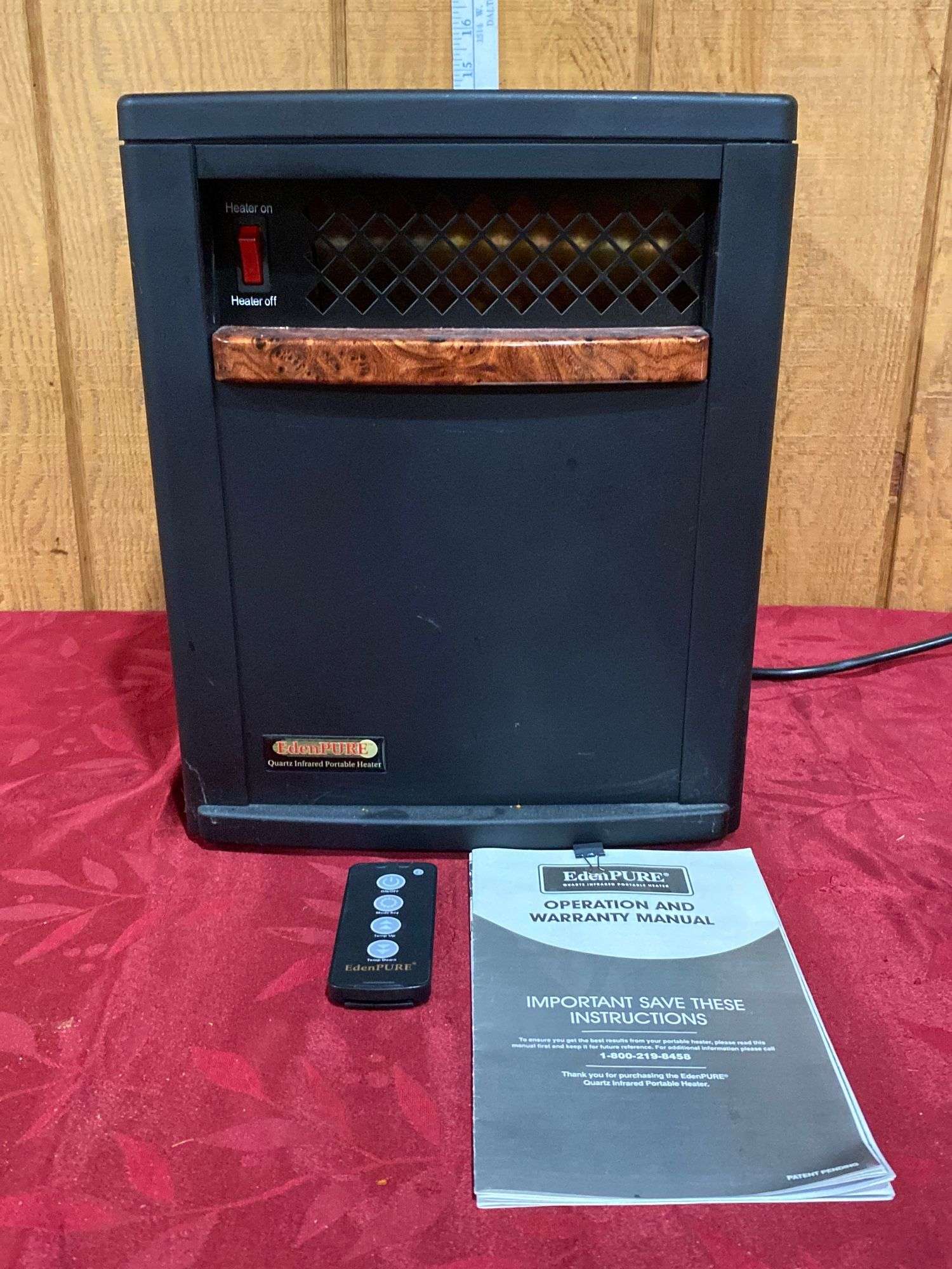 EdenPure Portable Heater- has power - Sherwood Auctions