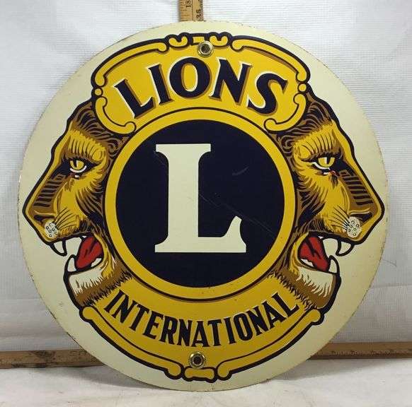 Lions International sign Sherwood Auctions