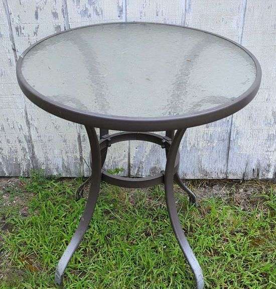 Metal Patio Table With Glass Top 28"T 28" Round Sherwood Auctions