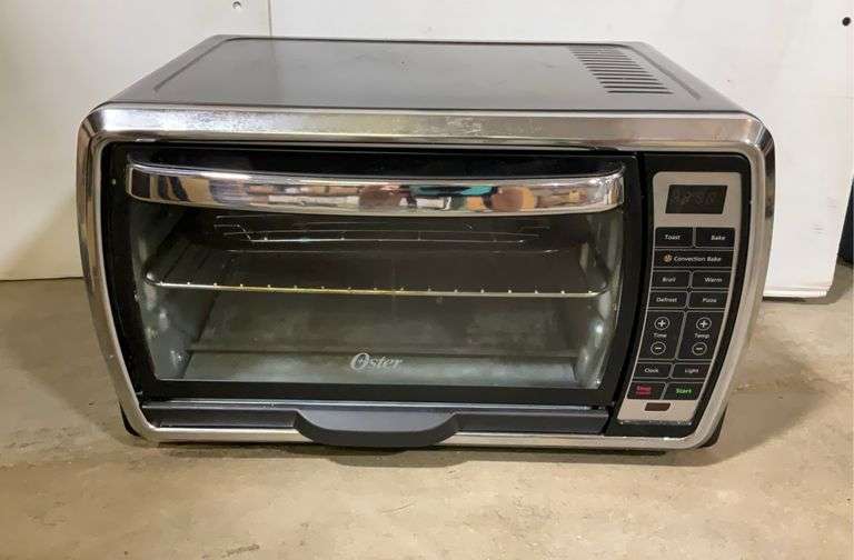 Oster Toaster Oven (has power when plugged in) Sherwood Auctions
