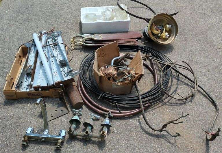 Retro Faucets, Ceiling Fan Work Lights + Scrap Metal Sherwood Auctions