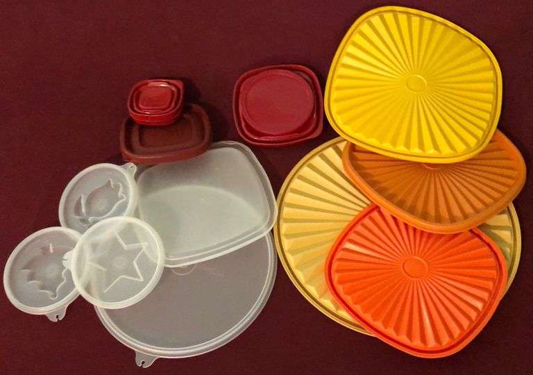 Tupperware Containers & Extra Lids Sherwood Auctions