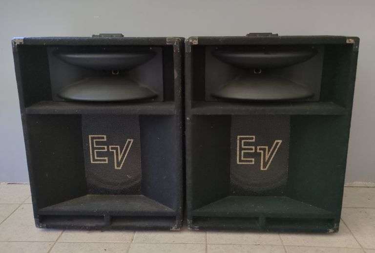 EV Speakers (32x24x16) Only One WorksBoth Need Crossovers Sherwood