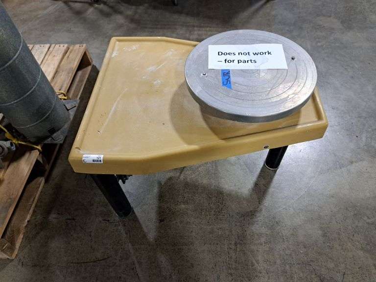 Brent Pottery Wheel Sierra Auction Management Inc