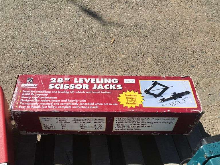 Husky 28 in. Leveling Scissor Jacks Sierra Auction Management Inc