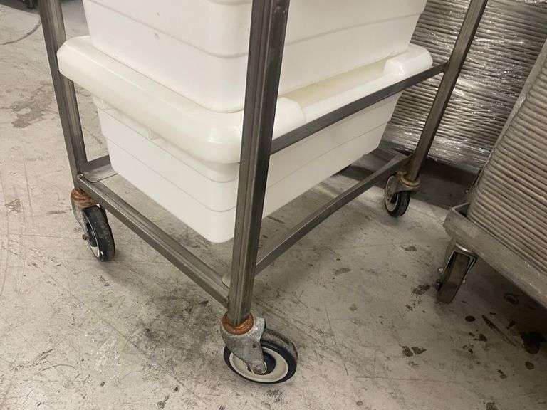 Lug Rack w/ 6 Lugs and Lids. Kel Max Rack 16