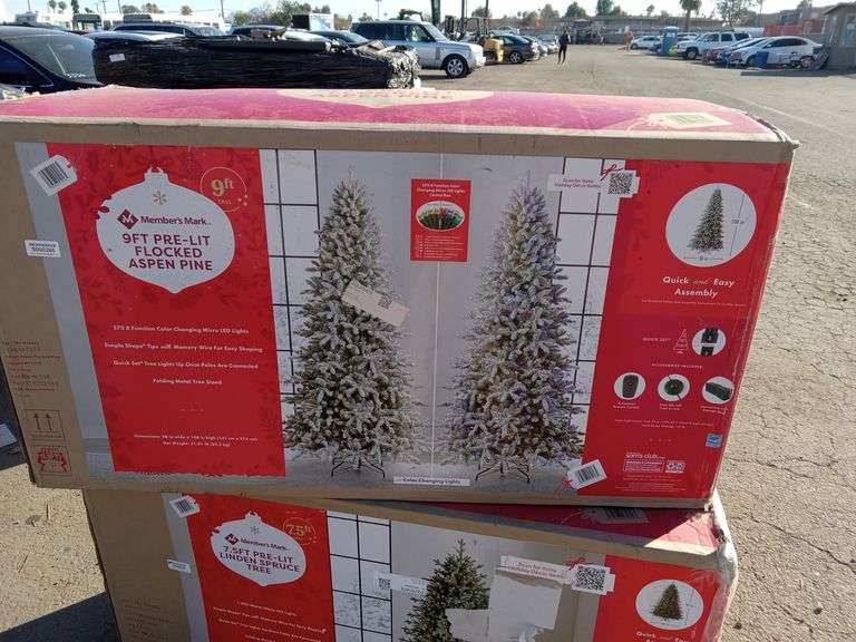 Members Mark Christmas Tree Sierra Auction Management Inc