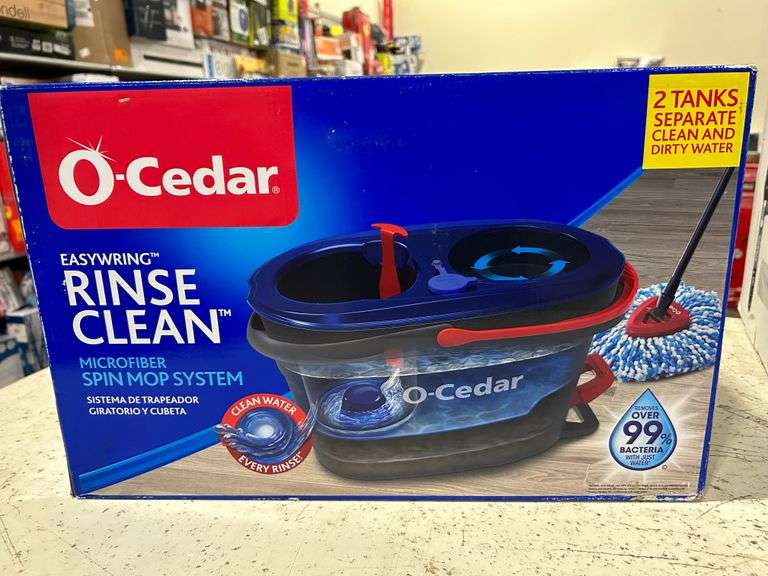 O CEDAR Mop & Bucket Sierra Auction Management Inc