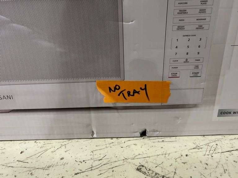 Vissani Microwave ( no tray ) - Sierra Auction Management Inc