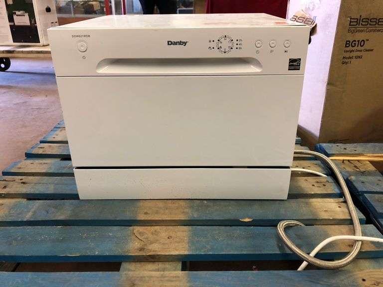 Danby (DDW621WDB) Countertop Dishwasher Sierra Auction Management Inc