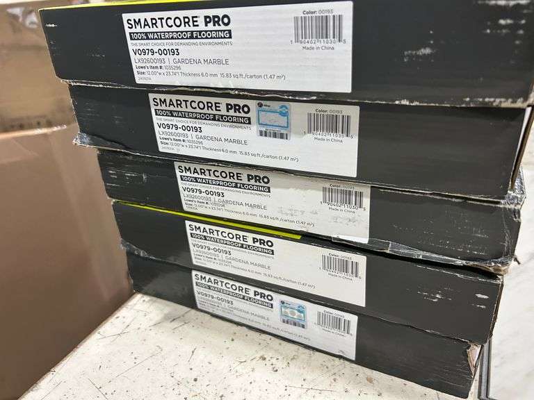 Smartcore Pro Flooring 79 sqft - Sierra Auction Management Inc