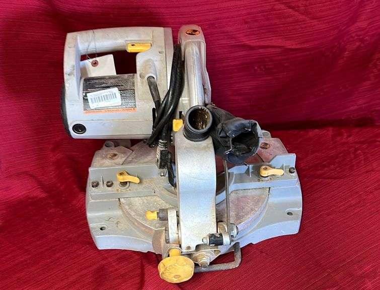Workforce WF10MSP 10' Compound Miter Saw Sierra Auction Management Inc