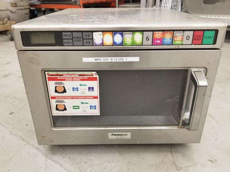 Panasonic NE17523 1700 Watt Commercial Microwave Oven (Tested and