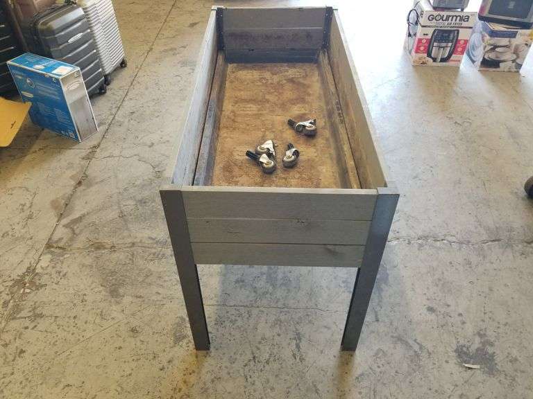 SelfWatering Raised Garden Bed on Wheels Sierra Auction Management Inc