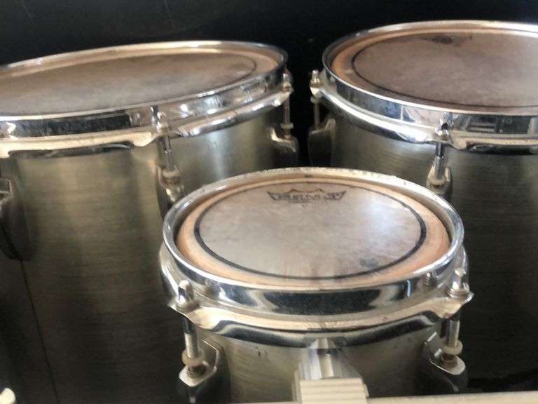 Remo Tenor Drum Set Sierra Auction Management Inc