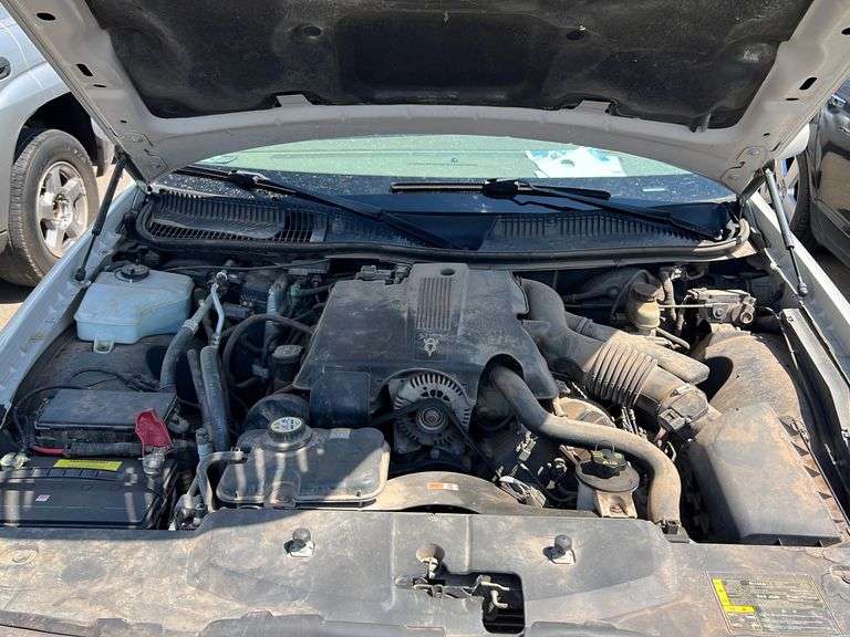 2004 Lincoln Town Car Ultimate Sierra Auction Management Inc