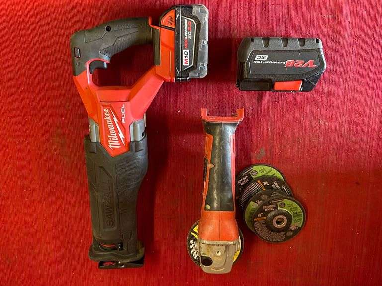 (2PCS) Milwaukee Grinder And SawzAll Sierra Auction Management Inc