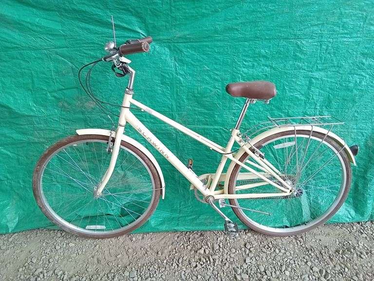 Yellow Schwinn Cruiser Bike Sierra Auction Management Inc