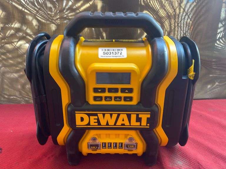 DeWalt Battery Starter, Air Compressor and USB Charging Ports Sierra